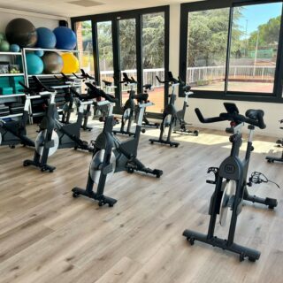 Sala de Actividades con bicicletas